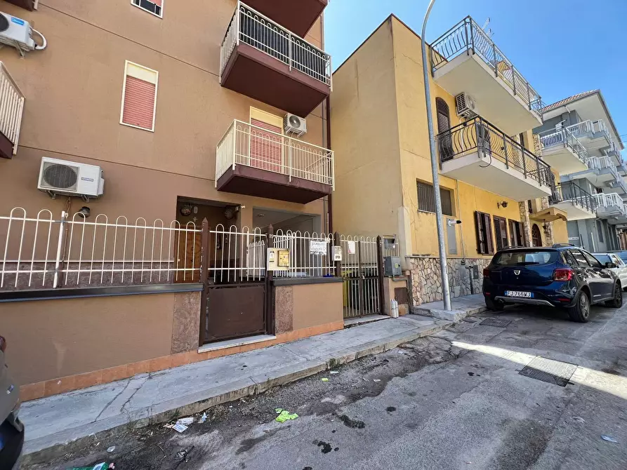 Immagine 2 di Appartamento in vendita  in via tenente morici 33 a Villabate
