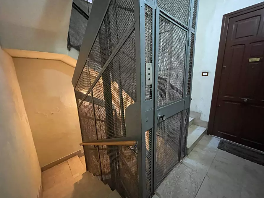 Immagine 42 di Appartamento in vendita  in via sedie volanti 23 a Palermo