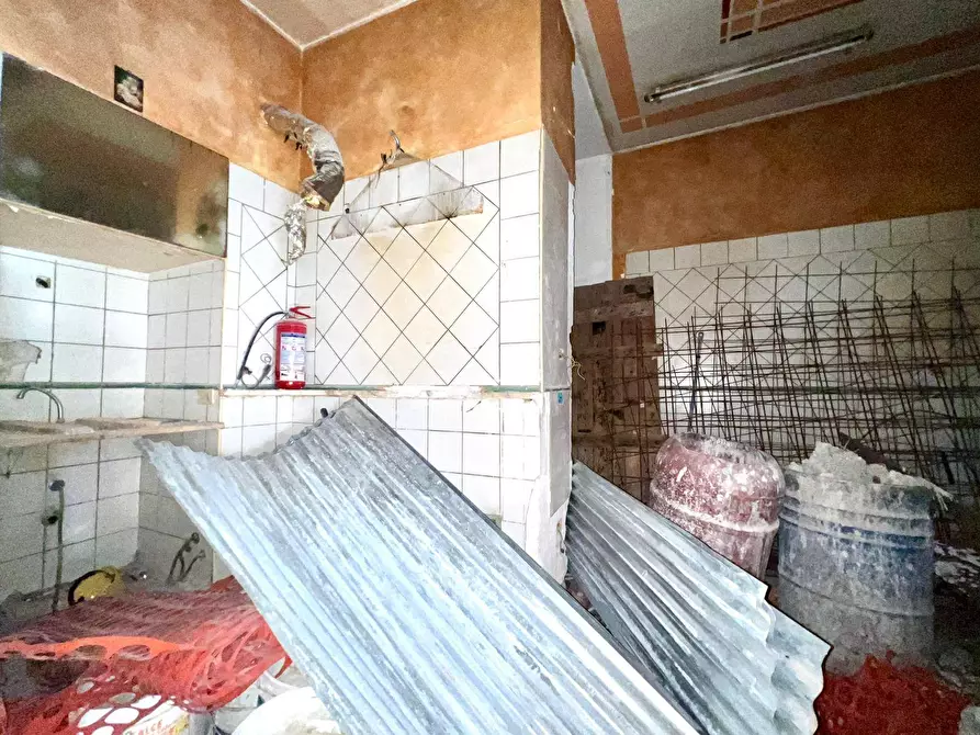 Immagine 8 di Locale commerciale in vendita  in Via porta di castro 36 a Palermo