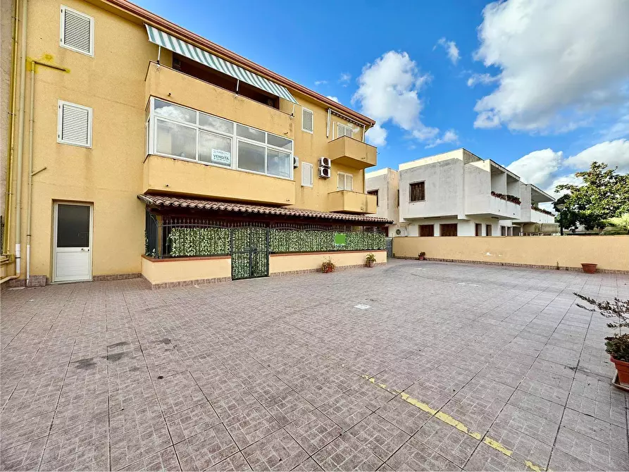 Immagine 3 di Appartamento in vendita  in Via Mario Rapisardi a Capaci