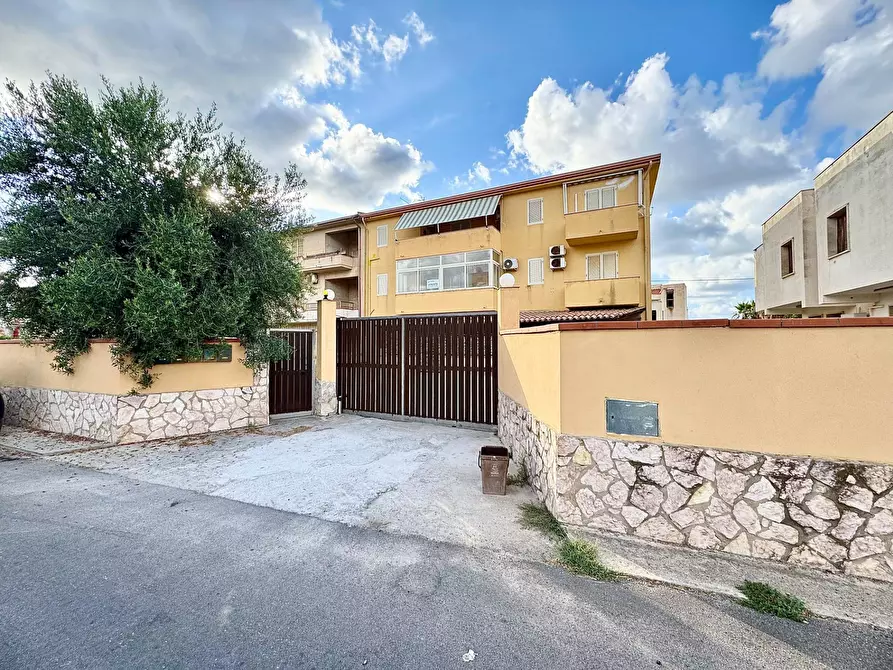 Immagine 5 di Appartamento in vendita  in Via Mario Rapisardi a Capaci