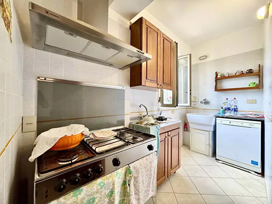 Immagine 10 di Appartamento in vendita  in Via Mario Rapisardi a Capaci