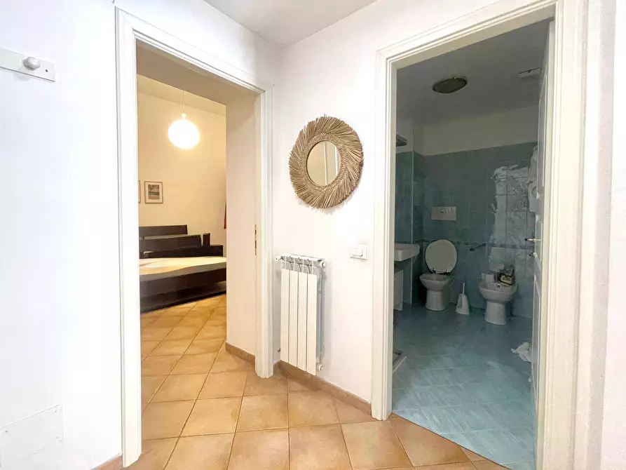 Immagine 10 di Appartamento in vendita  in Via Delle Pergole 97 a Palermo