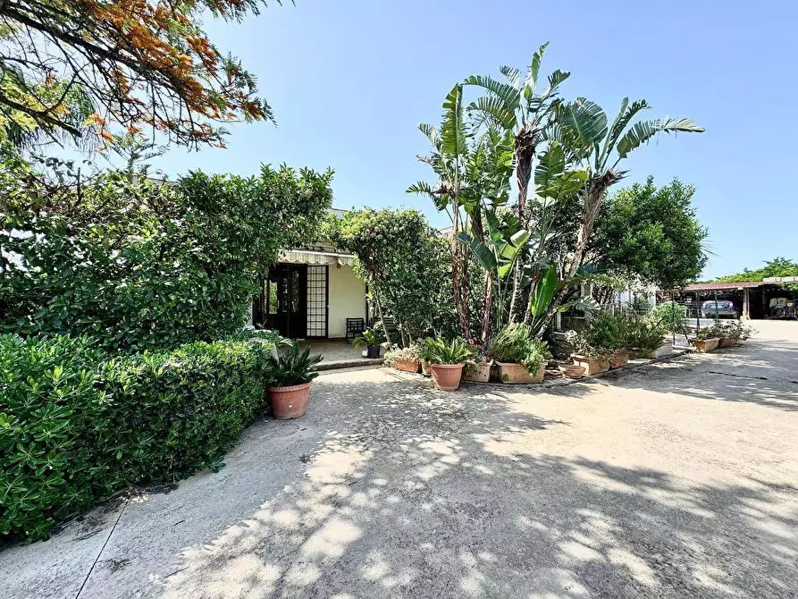 Immagine 28 di Villa in vendita  in Contrada Tobia SNC a Partinico