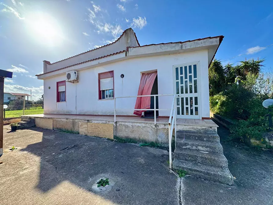Immagine 3 di Villa in vendita  in Trappeto snc a Capaci