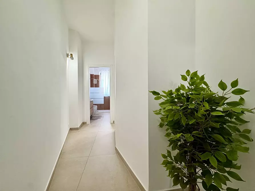 Immagine 10 di Appartamento in vendita  in Via Santa Rosalia 129 a Terrasini