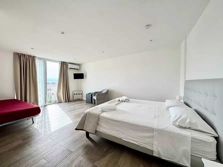 Immagine 14 di Appartamento in vendita  in Via Santa Rosalia 129 a Terrasini