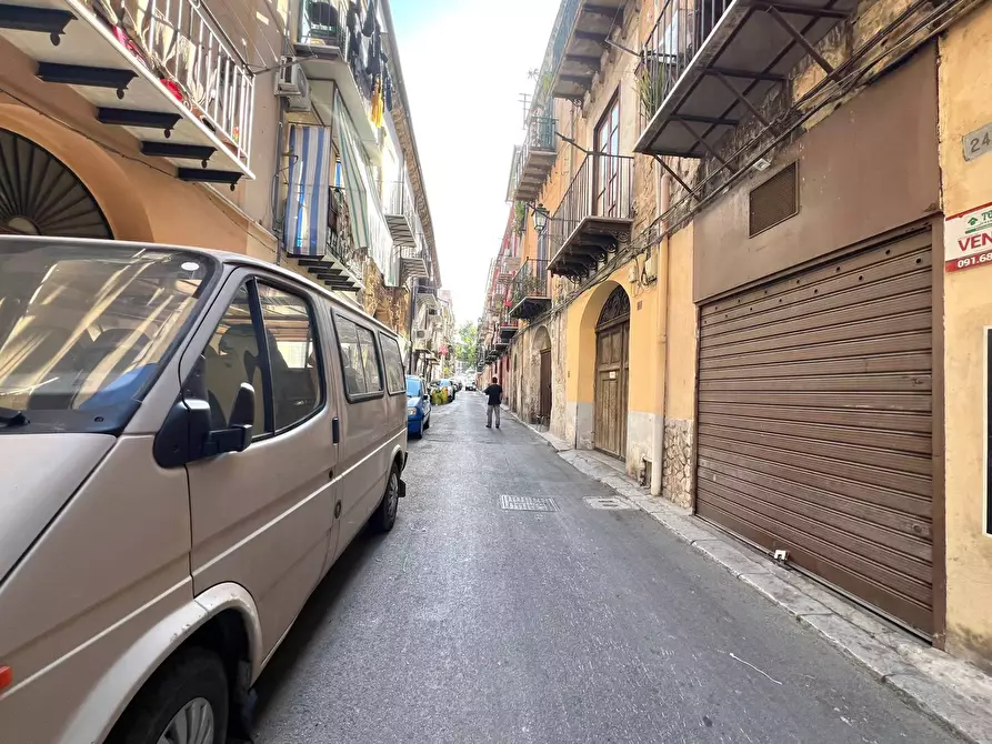 Immagine 2 di Appartamento in vendita  in via Porta di Castro 245 a Palermo