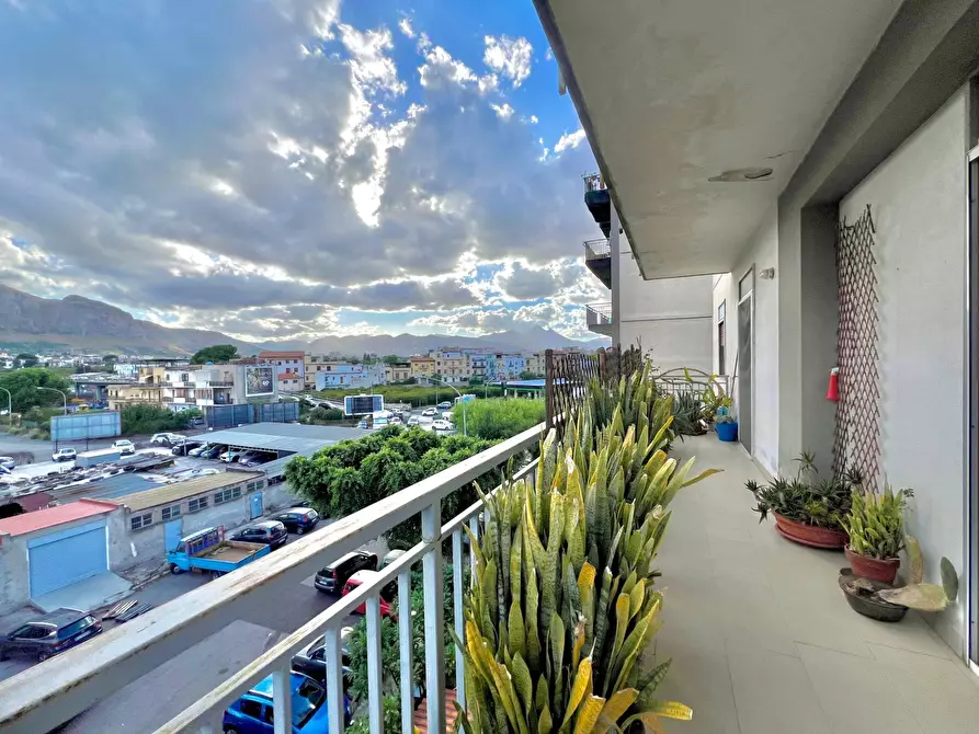 Immagine 17 di Appartamento in vendita  in Via Ippolito Nievo 14 a Palermo