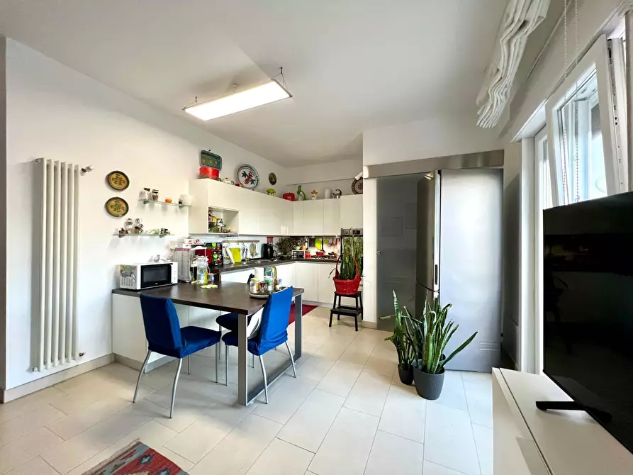 Immagine 28 di Appartamento in vendita  in Via Ippolito Nievo 14 a Palermo