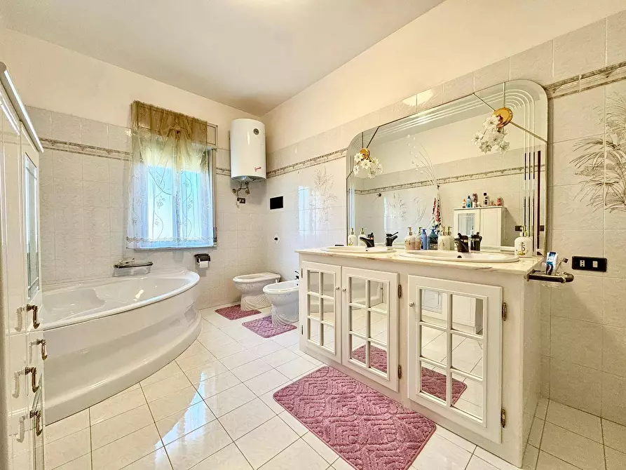 Immagine 17 di Casa indipendente in vendita  in Via Vittorio Bachelet 12-14 a Partinico