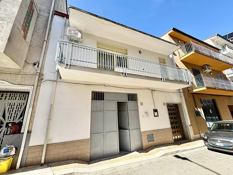 Immagine 2 di Casa indipendente in vendita  in Via Vittorio Bachelet 12-14 a Partinico