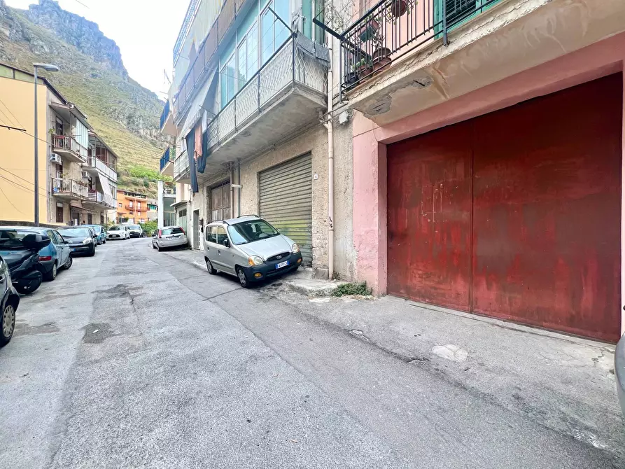 locale commerciale in vendita a Palermo