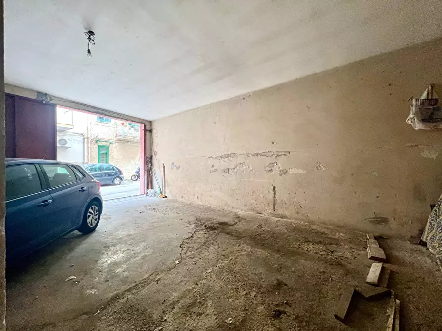 Immagine 5 di Locale commerciale in vendita  in Via Cristoforo Castelli a Palermo