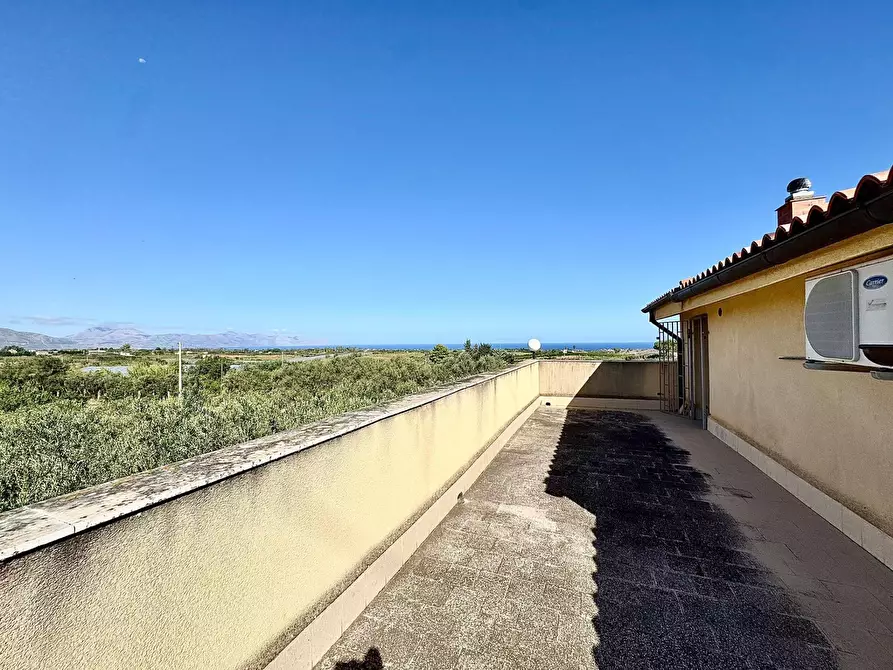 Immagine 39 di Villa in vendita  in Contrada Bosco Falconeria a Partinico