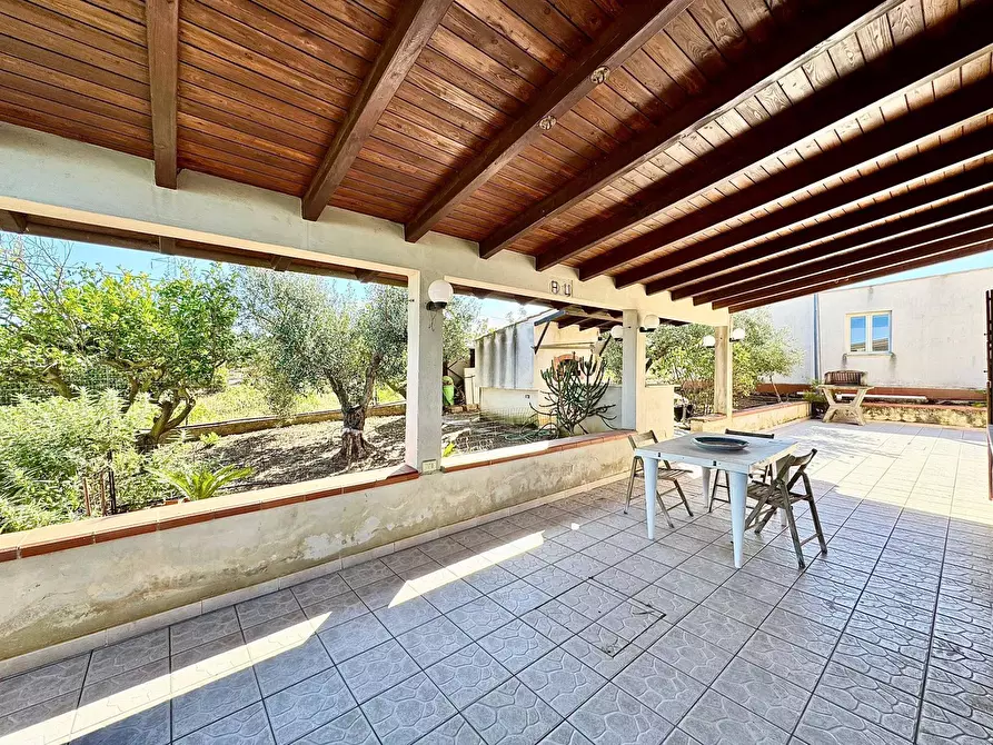 Immagine 11 di Villa in vendita  in Contrada Bosco Falconeria a Partinico