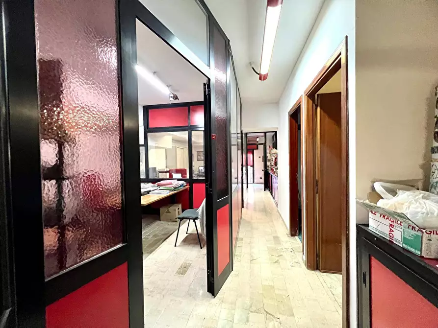 Immagine 3 di Locale commerciale in affitto  in VIA SAN GIOVANNI DI DIO 13 a Palermo