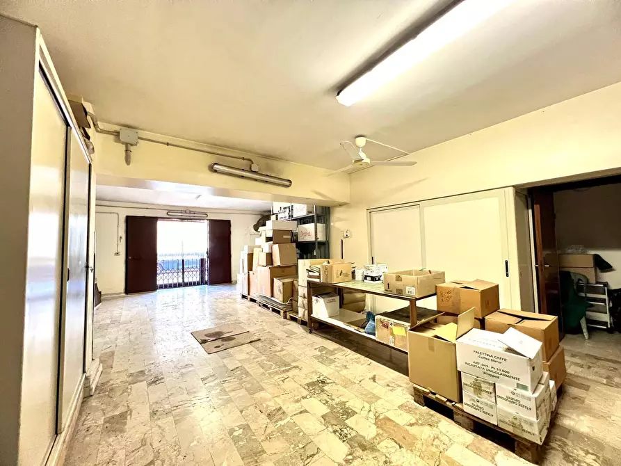 Immagine 9 di Locale commerciale in affitto  in VIA SAN GIOVANNI DI DIO 13 a Palermo