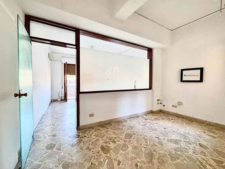 Immagine 9 di Appartamento in vendita  in via sciuti 6 a Palermo