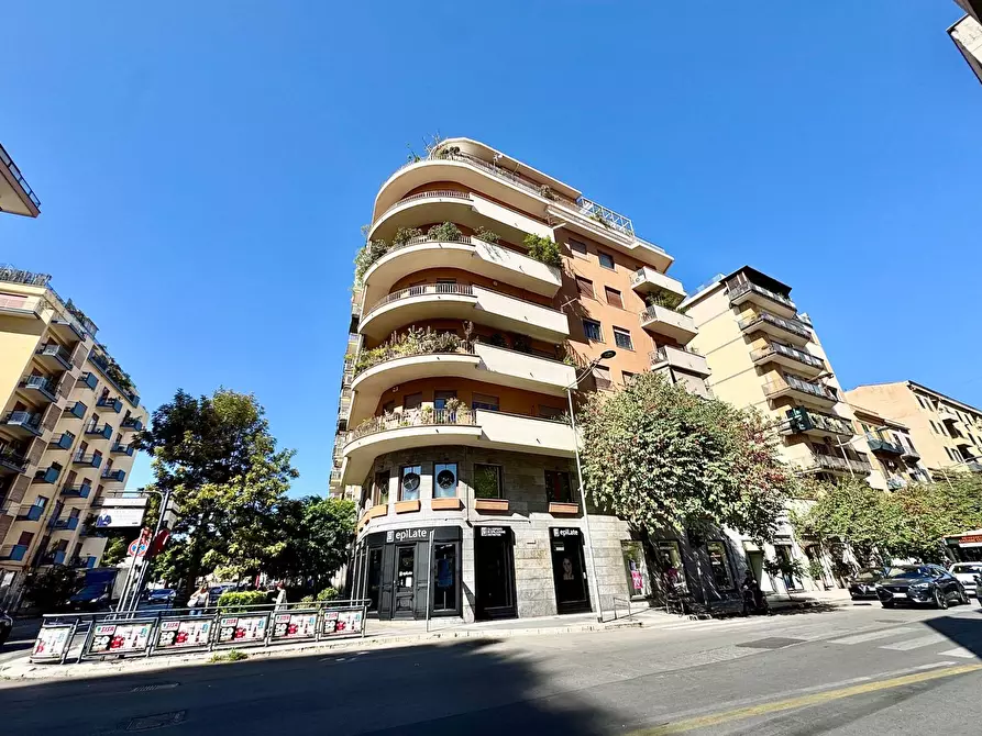 Immagine 15 di Appartamento in vendita  in via sciuti 6 a Palermo