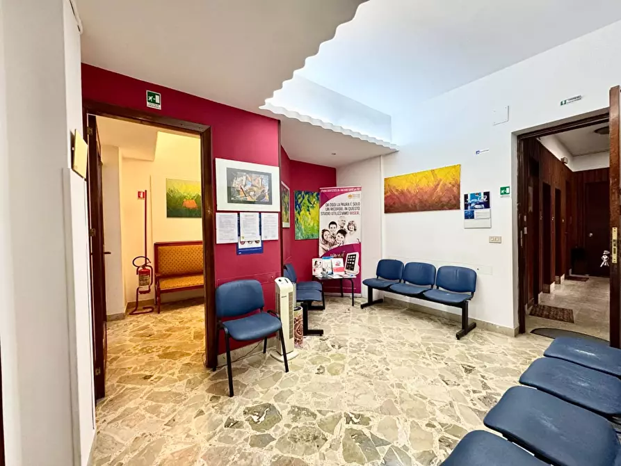 Immagine 2 di Appartamento in vendita  in via sciuti 6 a Palermo