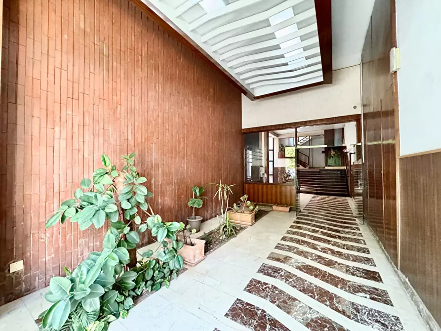 Immagine 13 di Appartamento in vendita  in via sciuti 6 a Palermo