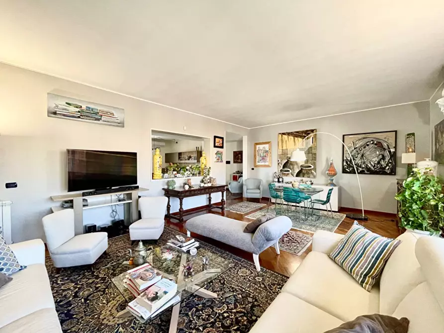 Immagine 4 di Appartamento in vendita  in via antonio pacinotti 64 a Palermo