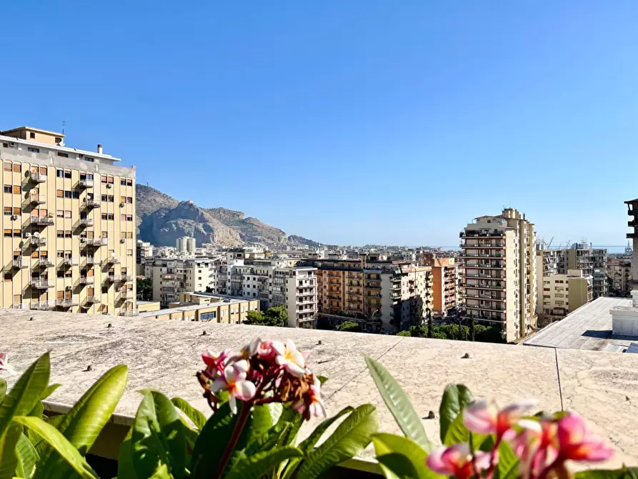 Immagine 24 di Appartamento in vendita  in via antonio pacinotti 64 a Palermo