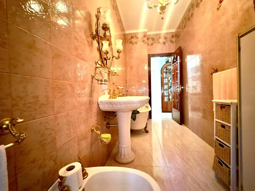 Immagine 8 di Appartamento in vendita  in via fedele fortunato 14 a Palermo