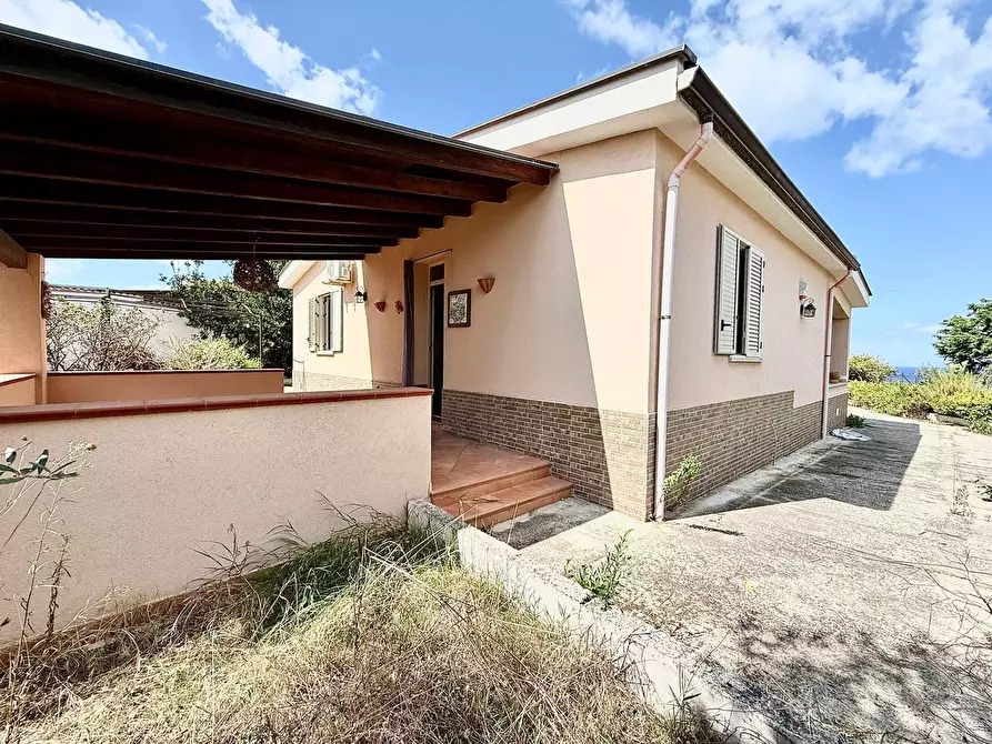 Immagine 26 di Villa in vendita  in Contrada Pantalina a Capaci