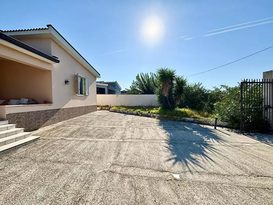 Immagine 4 di Villa in vendita  in Contrada Pantalina a Capaci