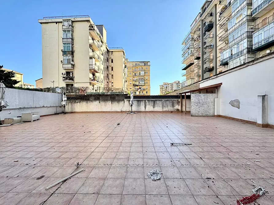 Immagine 2 di Locale commerciale in vendita  in Viale Regione Siciliana Sud Est 708 a Palermo