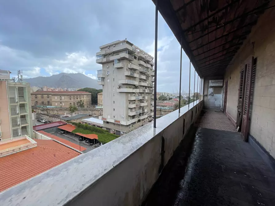 Immagine 5 di Attico in vendita  in Via Ettore Ximenes 78 a Palermo