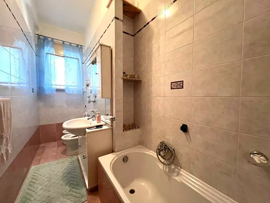 Immagine 12 di Appartamento in vendita  in via assoro 14 a Palermo