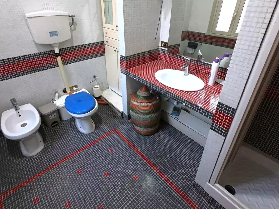 Immagine 12 di Appartamento in vendita  in Via Lincoln 199 a Palermo