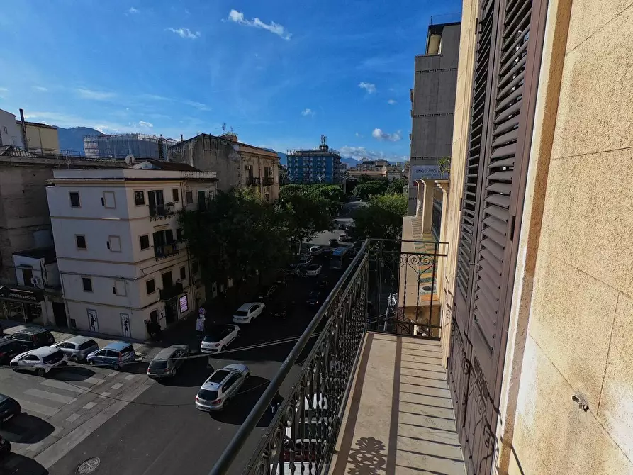 Immagine 14 di Appartamento in vendita  in Via Lincoln 199 a Palermo