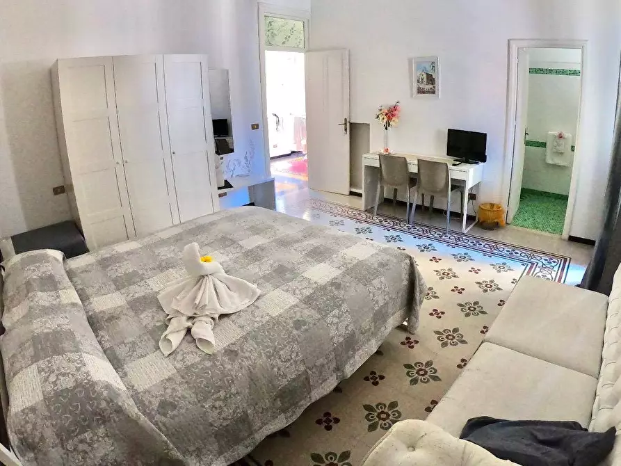 Immagine 10 di Appartamento in vendita  in Via Lincoln 199 a Palermo