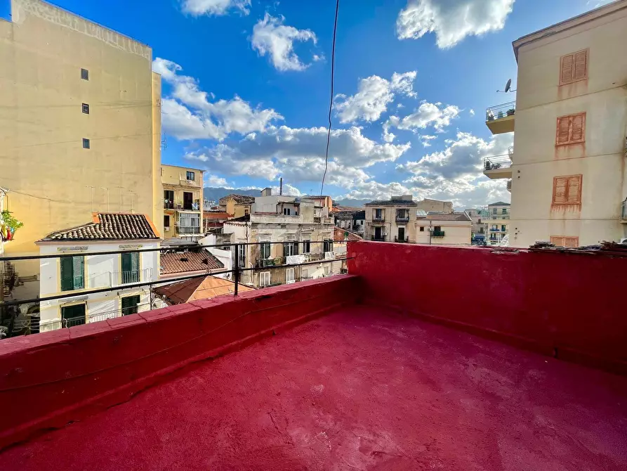 Immagine 2 di Appartamento in vendita  in Via Delle Case Nuove 41 a Palermo
