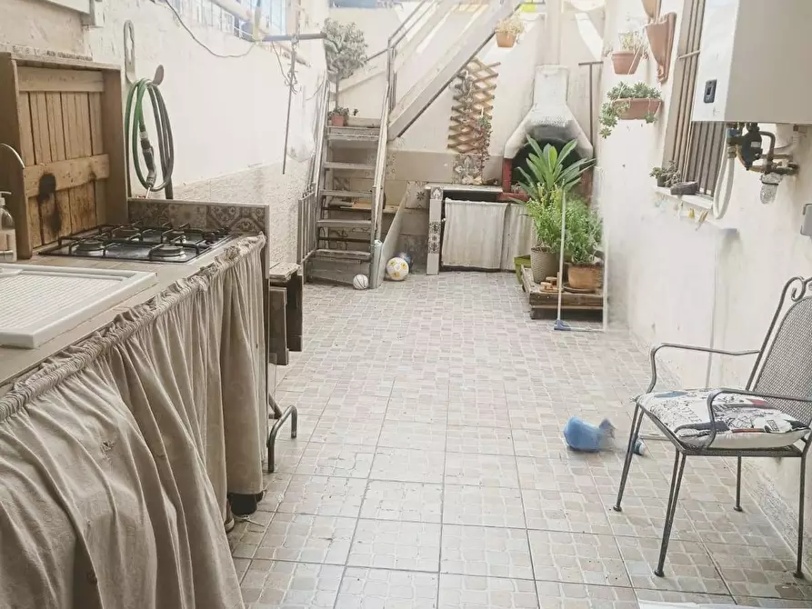 Immagine 1 di Appartamento in vendita  in Via Francesco Lucchesi Palli 41 a Palermo