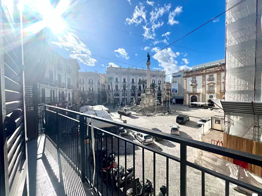 Immagine 25 di Appartamento in vendita  in Piazza San Domenico a Palermo
