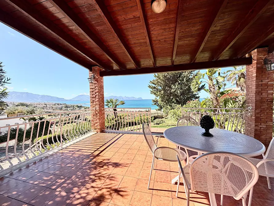 Immagine 4 di Villa in affitto  a Balestrate