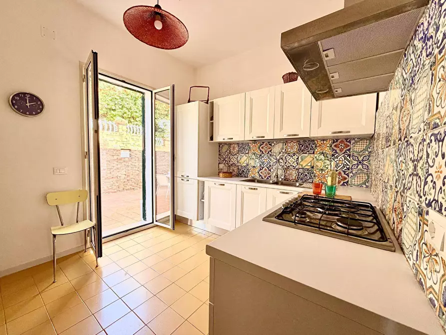 Immagine 16 di Villa in affitto  a Balestrate