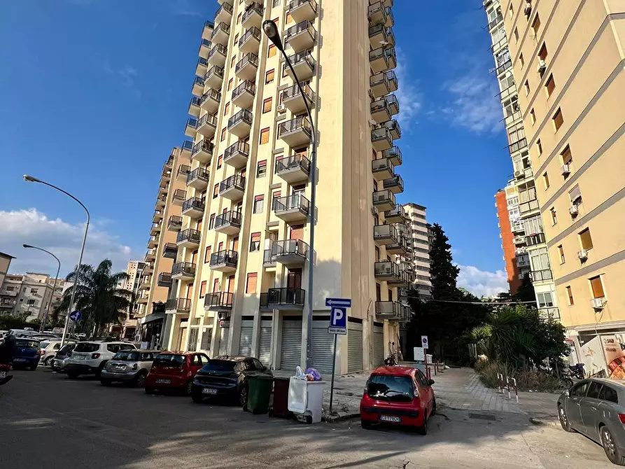 Immagine 20 di Appartamento in vendita  in VIA MARIANO MIGLIACCIO 23 a Palermo