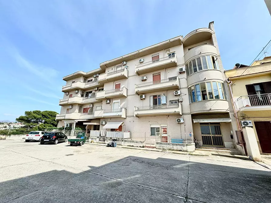 Immagine 17 di Appartamento in vendita  a Balestrate