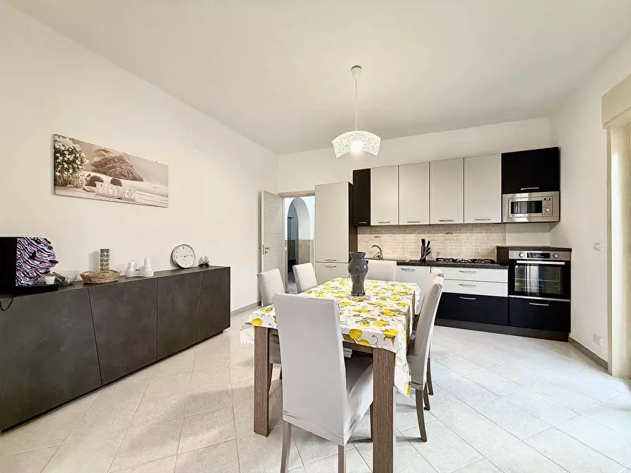 Immagine 4 di Appartamento in vendita  a Balestrate