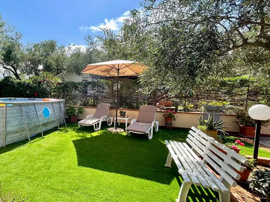 Immagine 5 di Villa in vendita  in Via Calaporro 18 a Terrasini