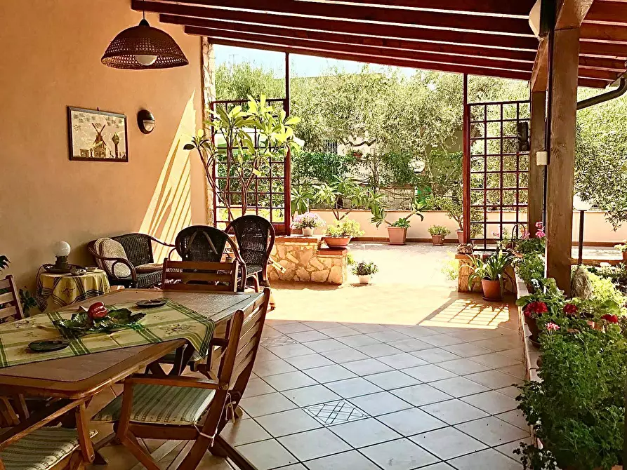 Immagine 31 di Villa in vendita  in Via Calaporro 18 a Terrasini