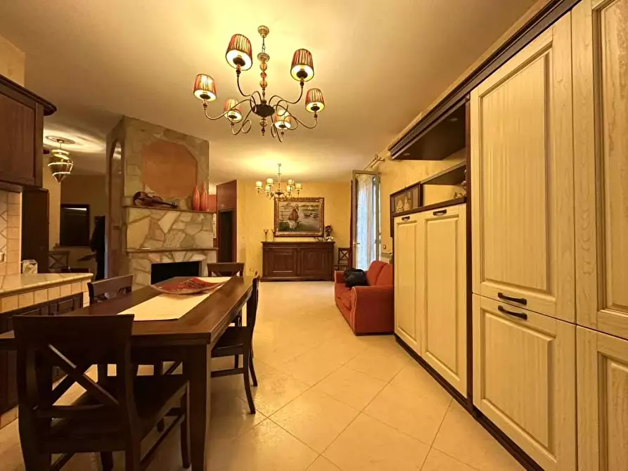 Immagine 15 di Appartamento in vendita  a Misilmeri