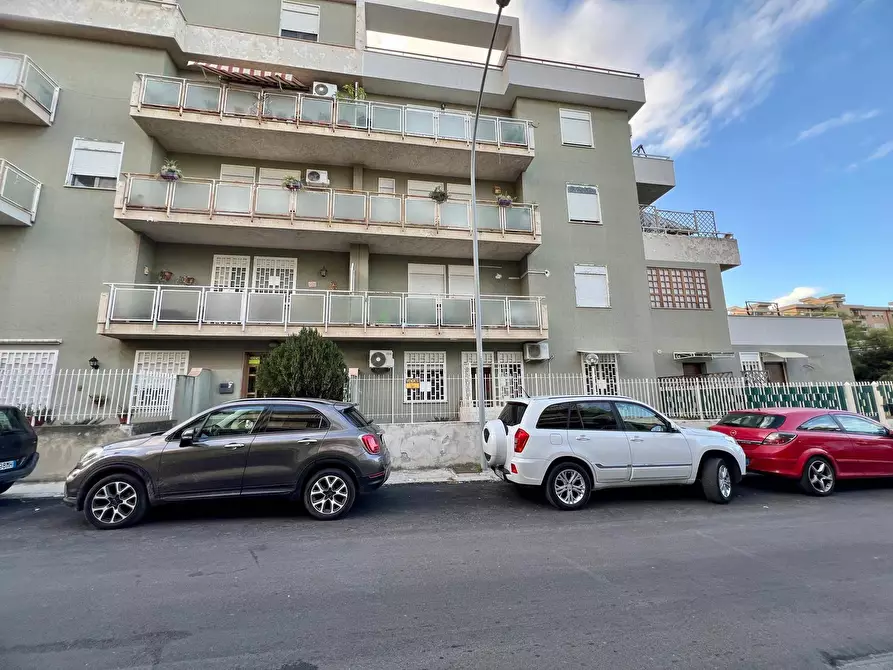 Immagine 16 di Appartamento in vendita  in via Tenente Morici 68 a Palermo