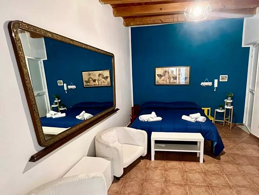 Immagine 5 di Appartamento in vendita  in Via Cassari 87 a Palermo